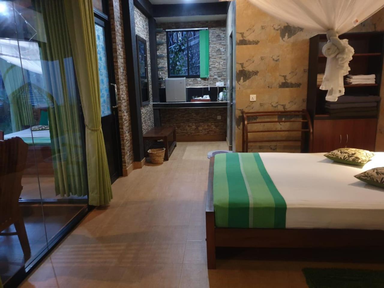 Ella Mount Relax Cottage المظهر الخارجي الصورة